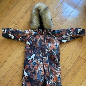 Reima 2T snow suit - like new condition